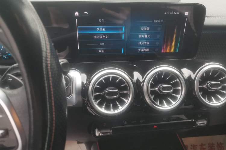 Used Mercedes-Benz GLB 2021 GLB 200 Fashion Model Audio And AC Panel