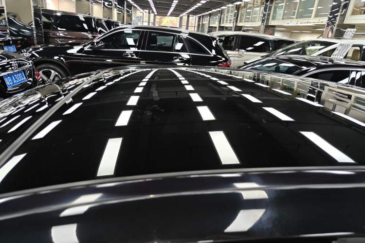 Used Mercedes-Benz E-Class 2022 E 300 L Sporty and Stylish Model Roof