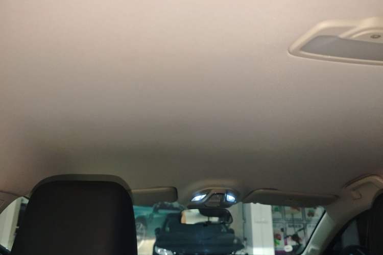 Used Wuling Xingguang 2023 150 Advanced Edition Headliner