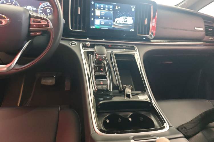 Used GAC Trumpchi M8 2021 Lingxiu Series 390T Deluxe Edition Gear Lever