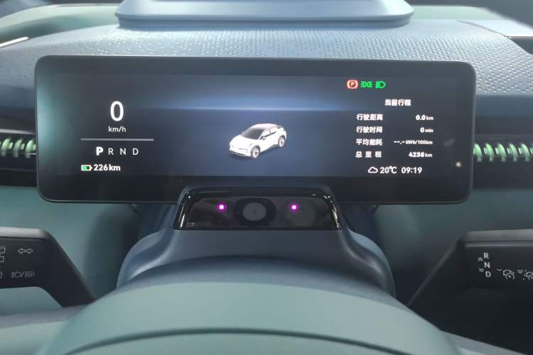 Used Zeekr X 2025 5-Seater Long-Range Version
