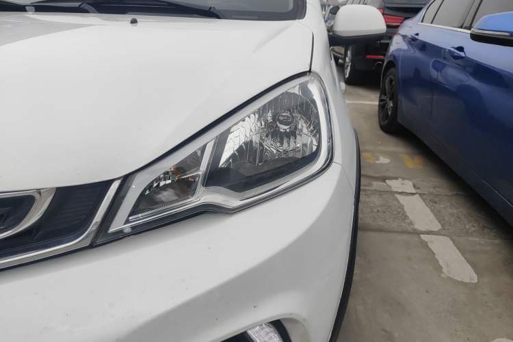 Used Geely Auto Vision X1 2017 1.3L Automatic Player Edition
