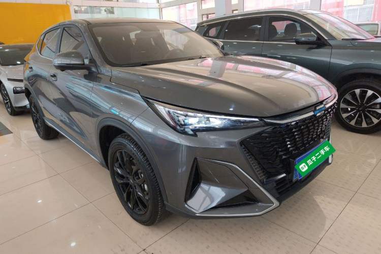 Used CHANGAN OSHAN X5 PLUS 2023 Revised Version 1.5T DCT Navigation Edition Front Right 45 Deg