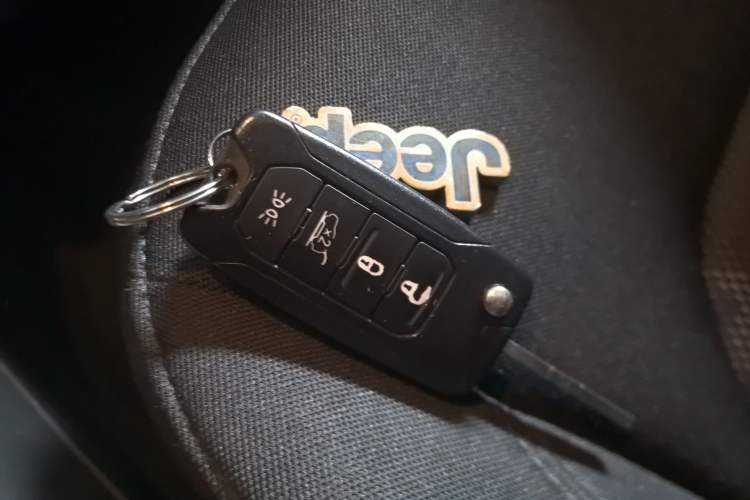 Used Jeep Renegade 2017 180T Automatic High-Energy Version