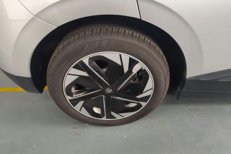 Used MG 4 EV 2023 415 km Range Sea-Faring Champion Edition