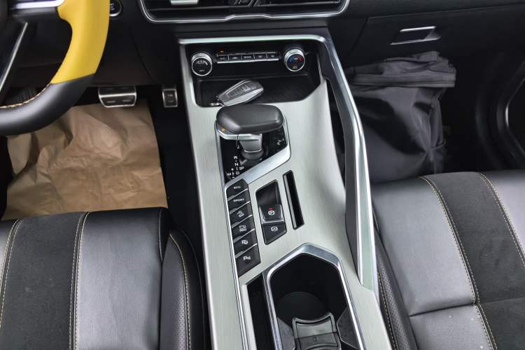 Used Geely Auto Coolray 2021 1.5TD DCT Battle Gear Lever