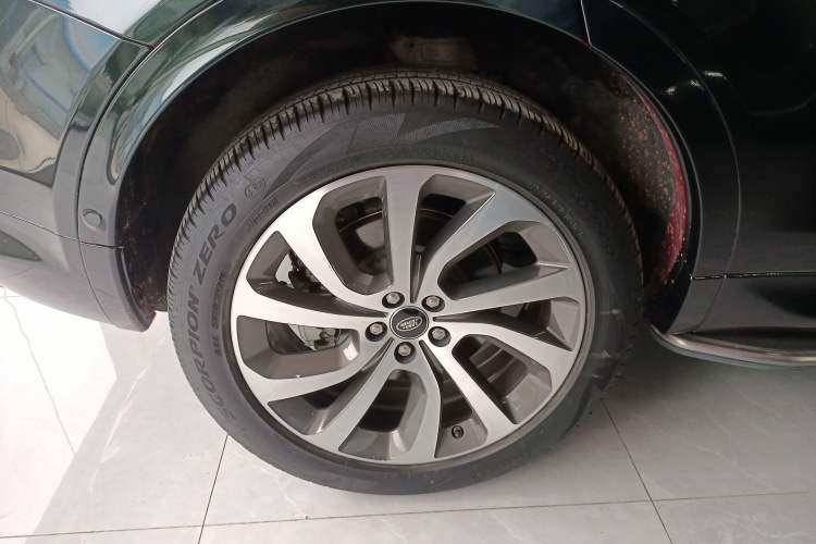 Used Land Rover Discovery Sport 2020 249 PS R-Dynamic Performance Tech Edition 7 Seats
