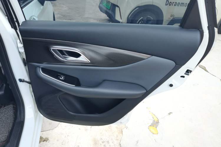 Used BAIC Beijing U5 PLUS 2021 1.5L Manual Prestige Edition