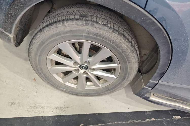 Used Mazda CX-5 2015 2.0L Automatic Two-Wheel Drive Urban Version Right Rear Wheel Hub