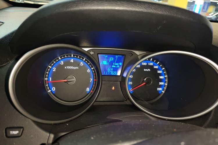 Used Hyundai ix35 2015 2.0L Automatic 2WD Smart Type China IV Instrument Cluster