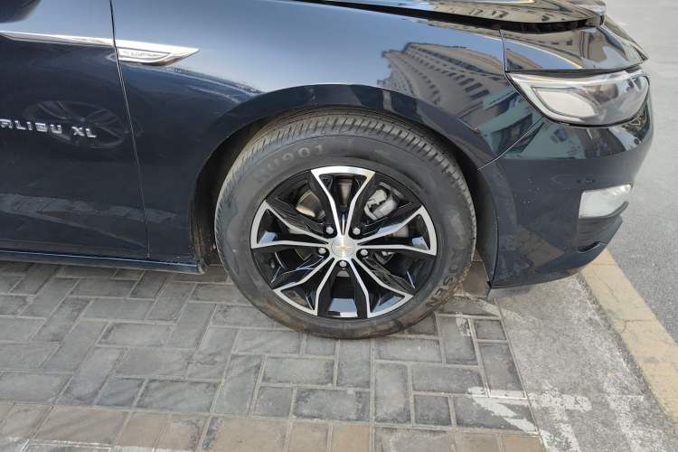 Used Chevrolet Malibu XL 2021 535T Automatic Sport Edition Right Front Wheel Hub