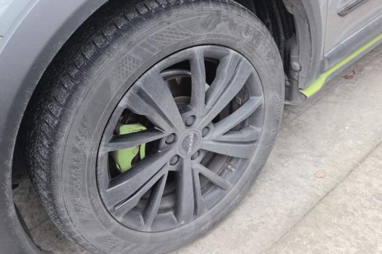 Used Haval LHERY 2021 High-Performance Version 1.5T Golden Rabbit Exterior 4