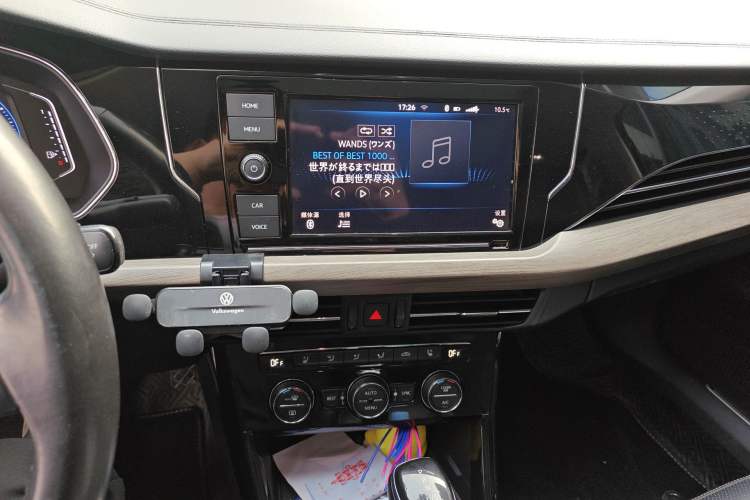 Used Volkswagen Passat 2019 330TSI Luxury Edition China VI Standard Audio And AC Panel