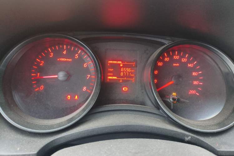 Used Wuling Hongguang 2019 1.5L S Basic Version China VI Standard LAR