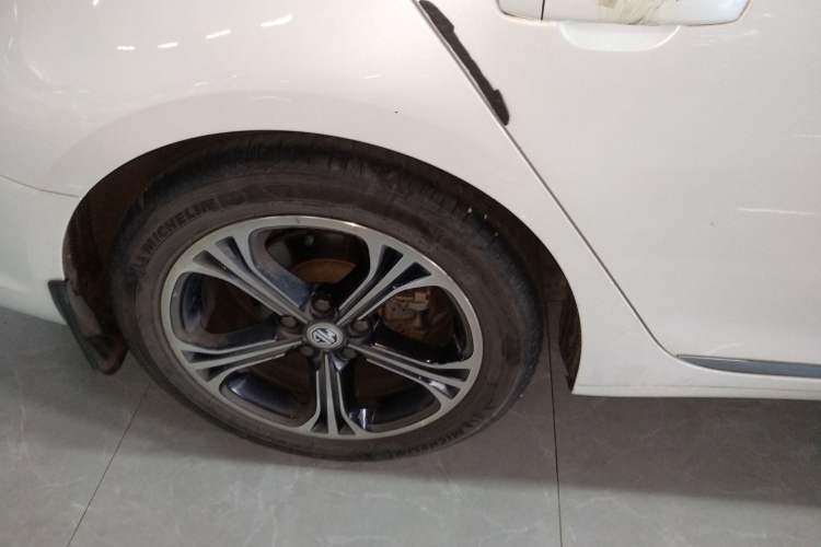 Used MG 6 2017 20T Manual Luxury Smart Connect Version China V Standard