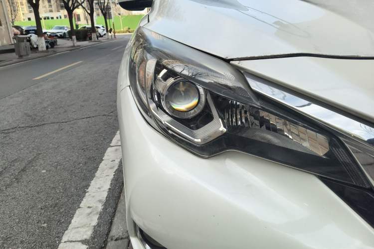 Used Venucia T90 2017 2.0L CVT Smart Edition
