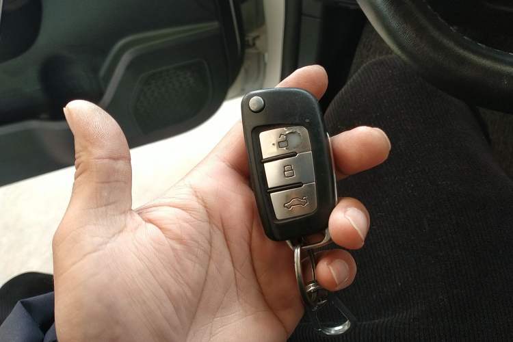 Used Geely Auto Vision X3 2019 Upgraded Model 1.5L Manual Elite Version