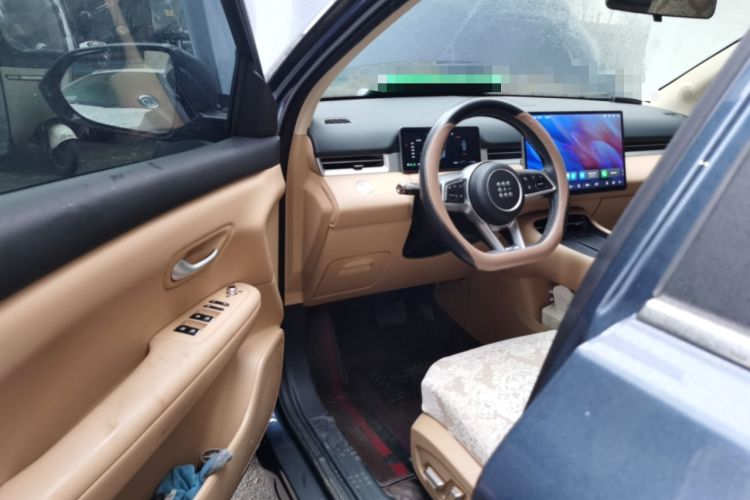 Used Landian E5 PLUS 2025 165 km Long-Range Version 7 Seats
