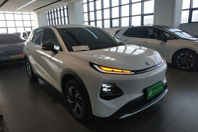 Used CHANGAN NEVO Q05 2026 Model 405Air Front Right 45 Deg