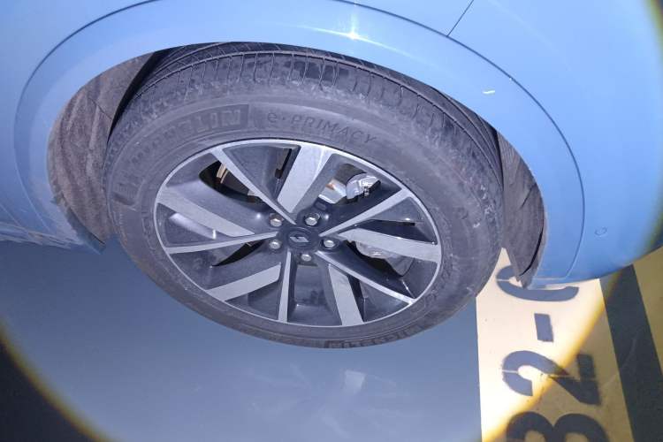 Used Li Auto L8 2023 Max model