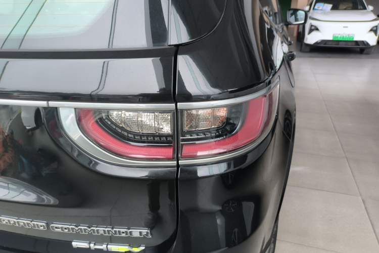 Used Jeep Grand Commander PHEV 2020 2.0T Plug-in Hybrid Elite Edition + Autonomous Driving Smart Package
