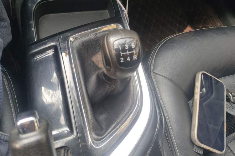 Used GAC Trumpchi GA6 2016 235T Manual Elite Edition
