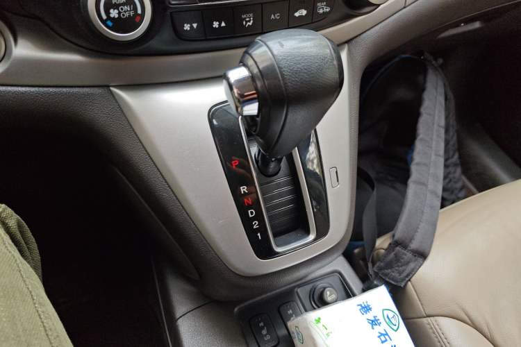 Used Honda CR-V 2013 2.4L two-wheel drive luxury version Gear Lever