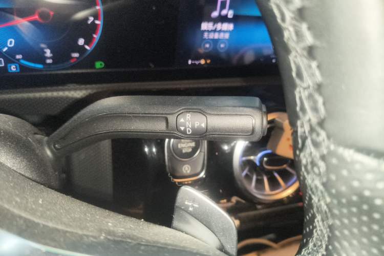 Used Mercedes-Benz A-Class 2022 Restyled A 200 L Sport Sedan Fashion Version
