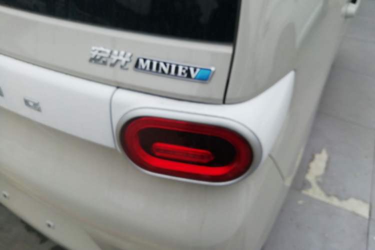 Used Wuling Hongguang MINIEV 2024 3rd Generation 215km Youth Edition
