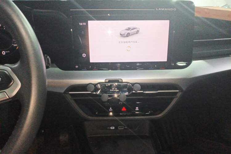 Used Volkswagen Lamando 2022 Lingdu L 280TSI DSG Spicy Edition Audio And AC Panel