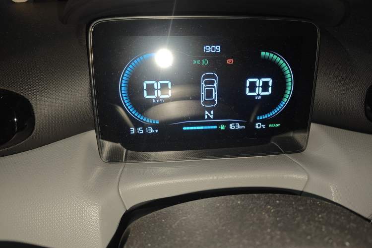 Used Leapmotor T03 2023 310 Lite Edition Instrument Cluster