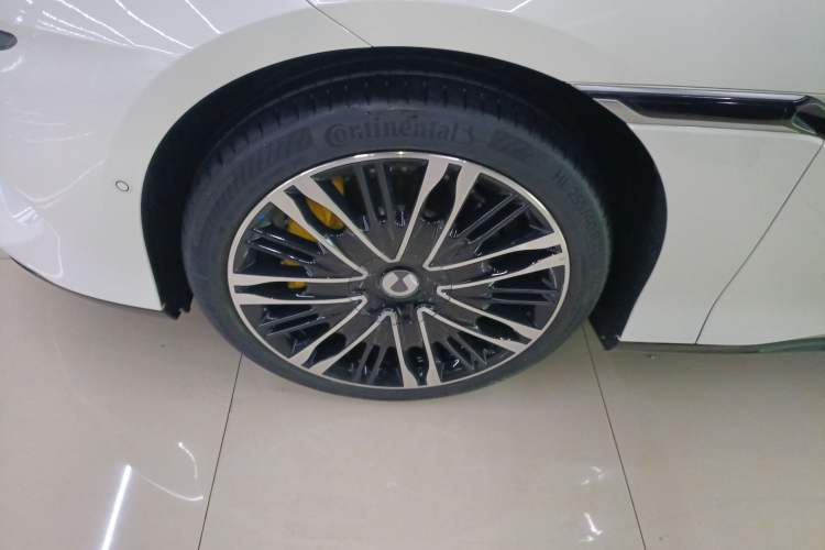 Used Denza Z9GT 2024 1100 Four-Wheel Drive Ultra Version
