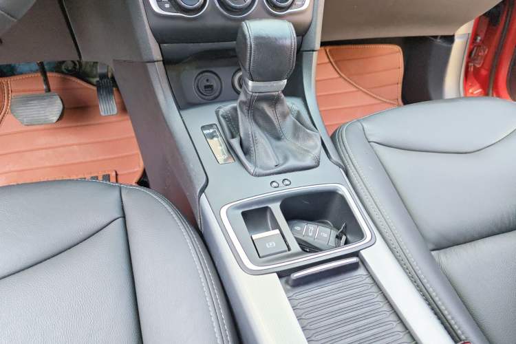 Used Citroen C4L 2016 1.2T Automatic Elite Model
