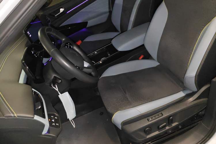 Used Volkswagen ID.4 X 2021 Pro Smart Long-Range Edition Left Front Seat