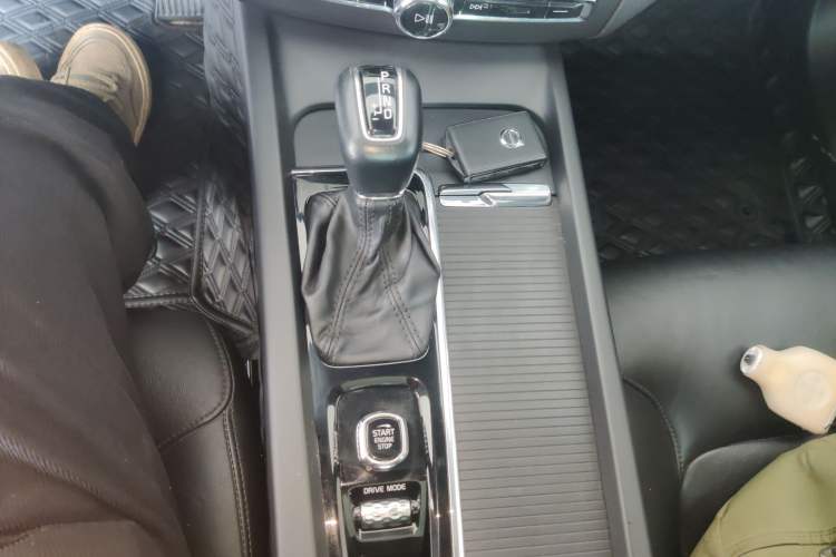 Used Volvo XC60 2021 T5 4x4 Zhiyi Sport Edition