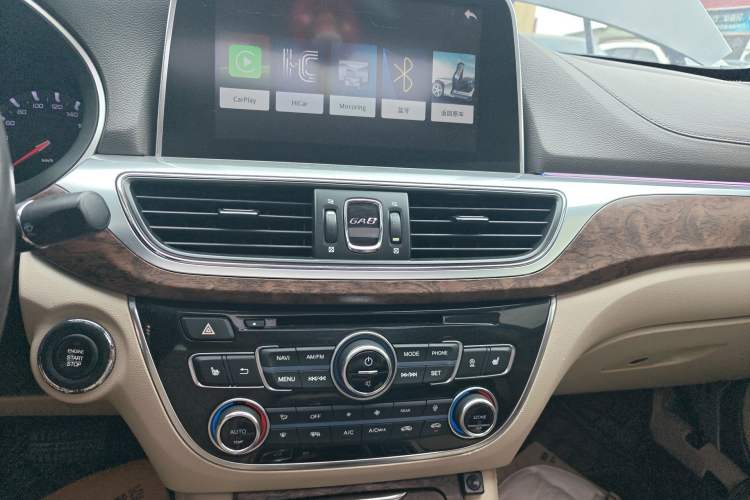 Used GAC Trumpchi GA8 2017 280T Executive Edition
