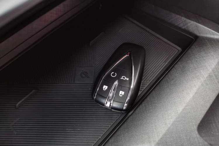 Used Changan UNI-V 2024 1.5T Prestige Sport Edition
