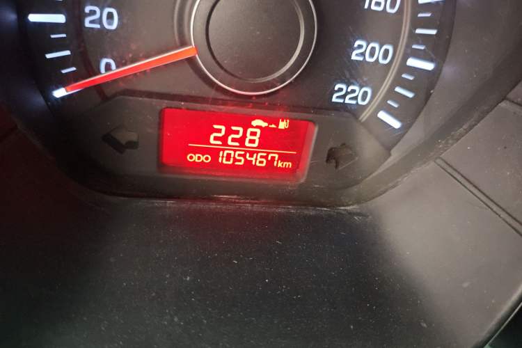 Used Kia K2 2011 Sedan 1.4L Manual Transmission GLS
