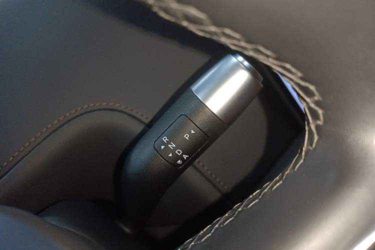 Used Li Auto L9 2023 Pro Model Gear Lever