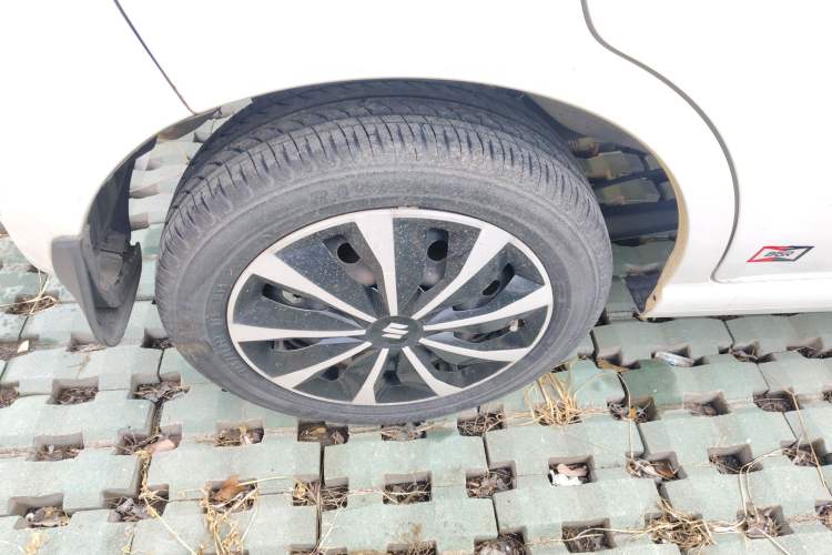 Used Suzuki Alto 2013 Revised Version 1.0L Manual Comfort Edition