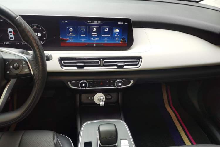 Used BAIC Beijing EU5 PLUS 2024 R500 Standard Travel Edition Audio And AC Panel