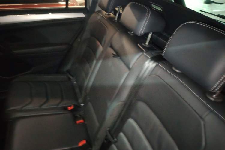 Used Volkswagen Tiguan L 2017 380TSI Automatic All-Wheel-Drive Luxury Edition
