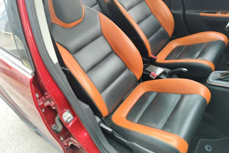 Used Geely Auto Vision X1 2017 1.3L Automatic Player Edition
