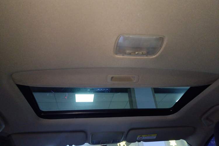 Used Honda CR-V 2016 2.0L two-wheel drive Urban Edition