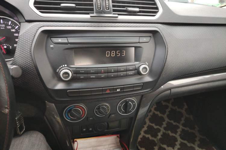 Used Great Wall Wingle 5 2021 1.5T Two-Wheel-Drive "Dry Meal" Elite Version with 1680mm Cargo Bed GW4G15K
