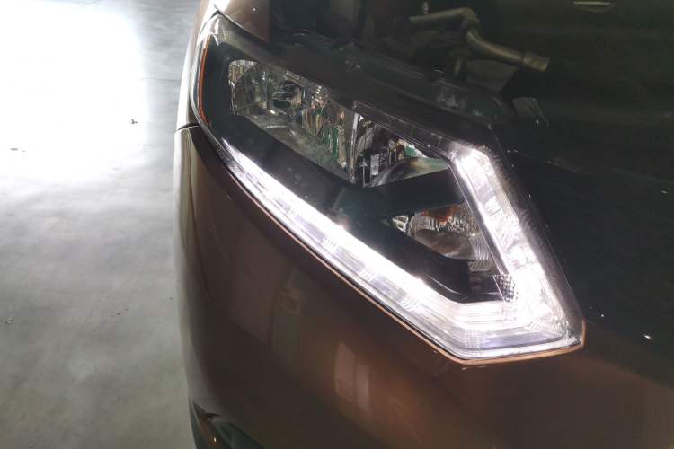 Used Nissan X-Trail 2014 2.0L CVT Fashion Edition 2WD