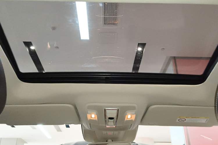 Used Mercedes-Benz GLS 2019 GLS 400 4MATIC Dynamic Edition Prestige Model
