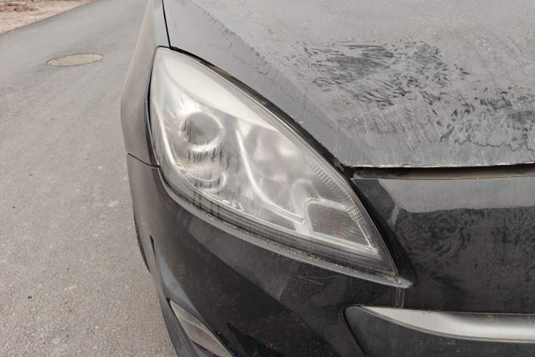 Used CHANGAN Alsvin V5 2012 1.5L Manual Dream Edition
