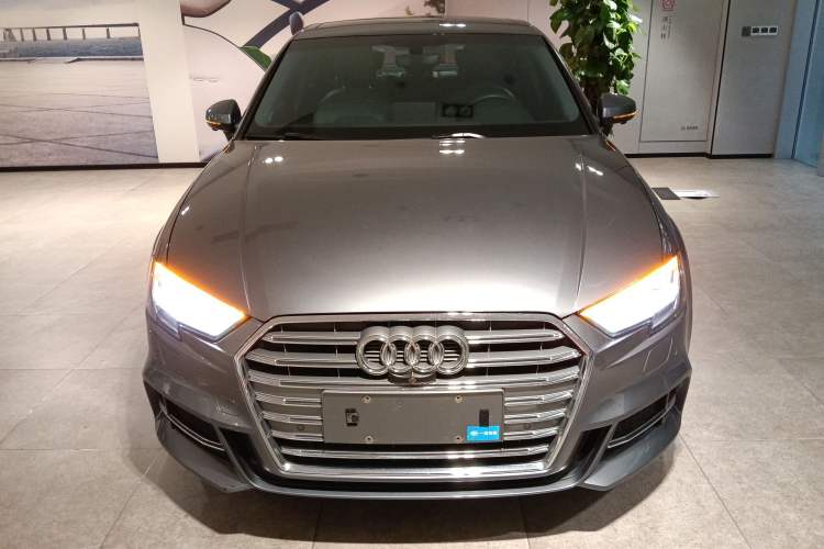 Used Audi A3 2020 Limousine 35 TFSI Fashion Edition China VI Emission Standard Front