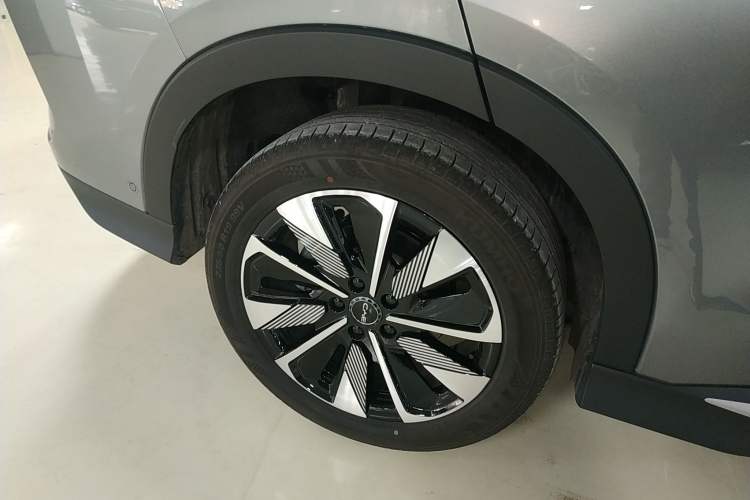 Used BYD Song PLUS New Energy 2025 DM-i 112KM Prestige Model
